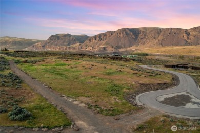 (private lake, pond, creek) Lot For Sale in Malaga Washington