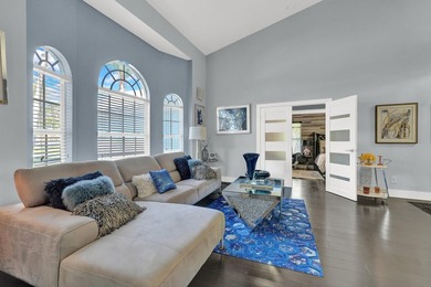 STUNNING & Large 4 Beds/2.5 Baths Home on OVERSIZED Lot, PERFECT - photo 7