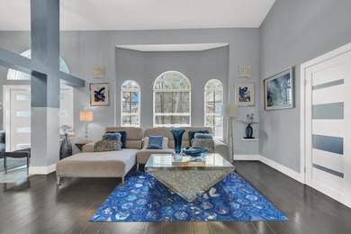STUNNING & Large 4 Beds/2.5 Baths Home on OVERSIZED Lot, PERFECT - photo 8
