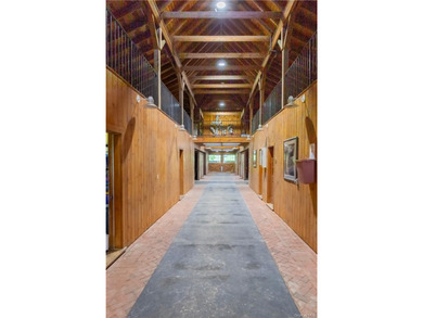 Kirby Hill Farm, an exceptional equestrian estate set on 247 - photo 13