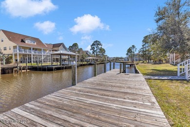 Lovely 3 bedroom, 3 bath waterfront property in Timber Ridge - photo 14