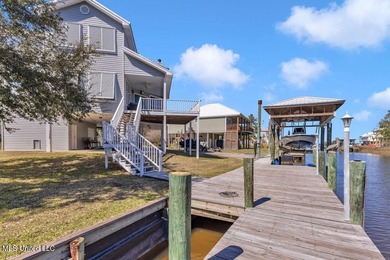 Lovely 3 bedroom, 3 bath waterfront property in Timber Ridge - photo 15