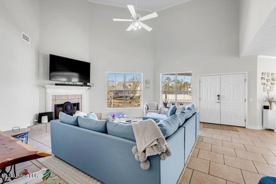 Lovely 3 bedroom, 3 bath waterfront property in Timber Ridge - photo 18