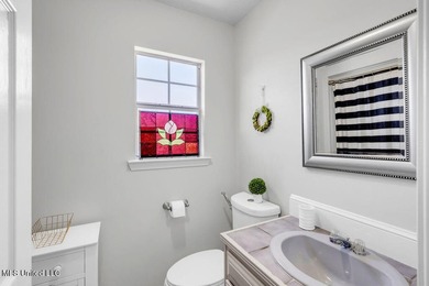Lovely 3 bedroom, 3 bath waterfront property in Timber Ridge - photo 37