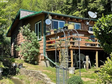 WATERFRONT ADVENTURE AWAITS ON SILTCOOS LAKE Ready to trade the - photo 2