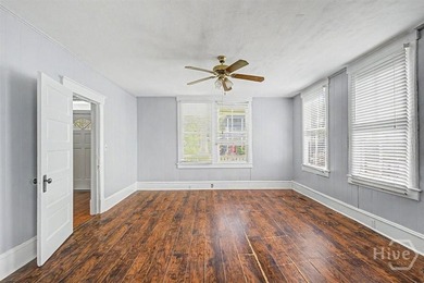 Spacious duplex in popular Eastside neighborhood available - photo 5