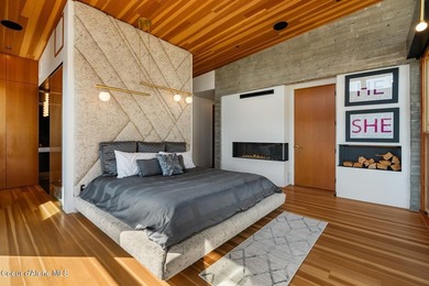 One-of-one WATERFRONT offering on the rare and coveted Gold - photo 20