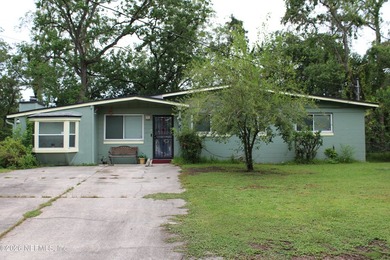 This well-maintained 3/2 home offering over 1,500 sqft of living - photo 3