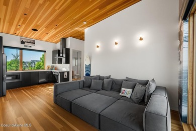 One-of-one WATERFRONT offering on the rare and coveted Gold - photo 34