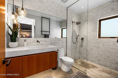 One-of-one WATERFRONT offering on the rare and coveted Gold - photo 38
