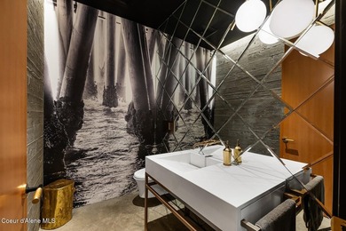 One-of-one WATERFRONT offering on the rare and coveted Gold - photo 40