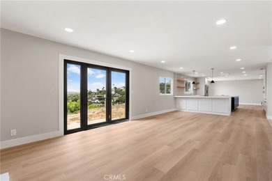 Welcome to your new home at 3019 Cresta Way, Laguna Beach a - photo 5