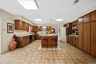 Welcome to this stunning one level rock home offering 3,825 sq - photo 15