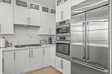 Experience elevated living from the 23rd floor of The Mark in - photo 21