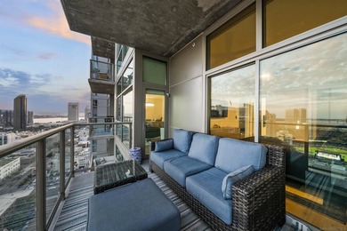 Experience elevated living from the 23rd floor of The Mark in - photo 30