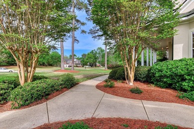 This home is the epitome of luxury and space. With 5 Bedrooms - photo 4