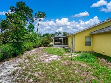 Enjoy the perfect blend of space, comfort, and privacy in this - photo 36