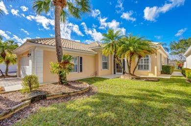 Lake Home For Sale in Palm Beach Gardens, Florida