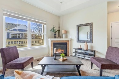Discover low-maintenance living in this well-maintained 2-bed - photo 3