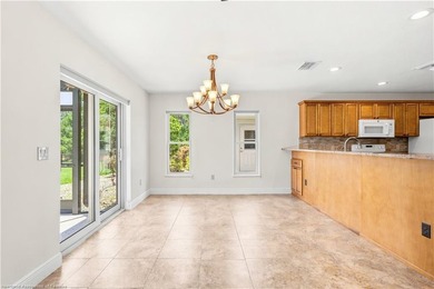 This custom built home is in one of Highlands County's most - photo 15