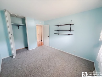 Such a meticulously maintained ranch home in a quaint little - photo 18