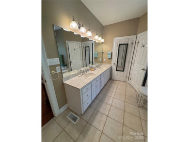 Beautiful all brick ranch home in desirable North Lincoln School