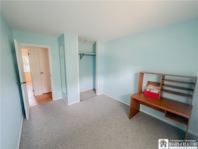 Such a meticulously maintained ranch home in a quaint little - photo 20