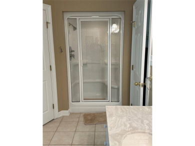 Beautiful all brick ranch home in desirable North Lincoln School