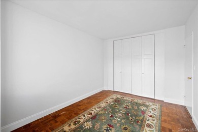 Welcome to 230 Garth Road, a bright and spacious three-bedroom - photo 23