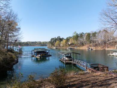 Spacious, Easy Lake Living Along Lake Keowee's Shores - photo 3