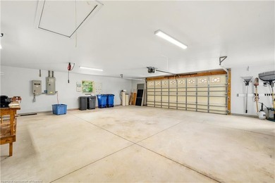 This custom built home is in one of Highlands County's most - photo 32