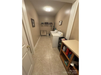 Beautiful all brick ranch home in desirable North Lincoln School