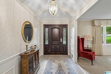 Welcome to this beautifully maintained full-brick 5-bedroom - photo 3