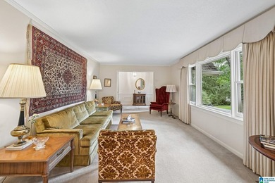Welcome to this beautifully maintained full-brick 5-bedroom - photo 5