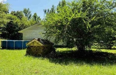 Property is available for online auction only. See RealtyBid - photo 4
