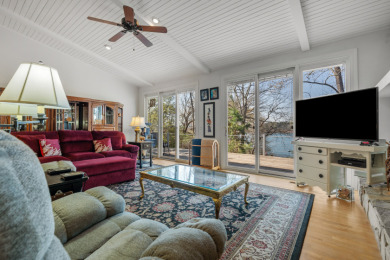 Spacious, Easy Lake Living Along Lake Keowee's Shores - photo 10