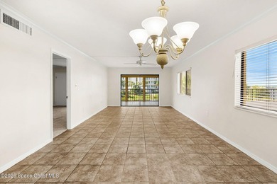 WELCOME TO YOUR DREAM RIVERFRONT COMMUNITY CONDOMINIUM! This - photo 11