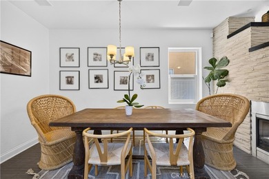 Nestled on a quiet cul-de-sac in highly desirable Alamitos - photo 9