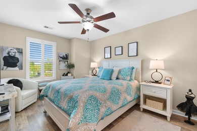 This beautiful, well maintained, three bedroom, 2.5 bathroom - photo 20