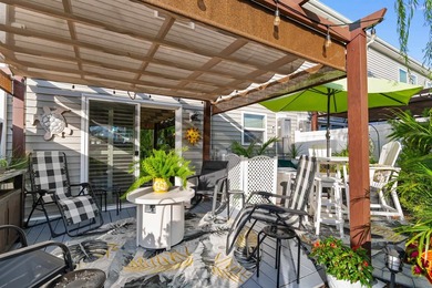 This beautiful, well maintained, three bedroom, 2.5 bathroom - photo 29