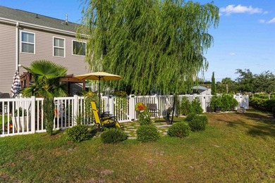 This beautiful, well maintained, three bedroom, 2.5 bathroom - photo 33