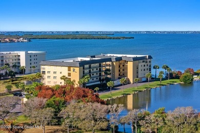 WELCOME TO YOUR DREAM RIVERFRONT COMMUNITY CONDOMINIUM! This - photo 45
