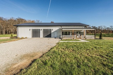 Lake Home Active Under Contract in Smiths Grove, Kentucky