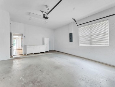 This beautifully maintained 2-bedroom, 2-bath single-story home - photo 18