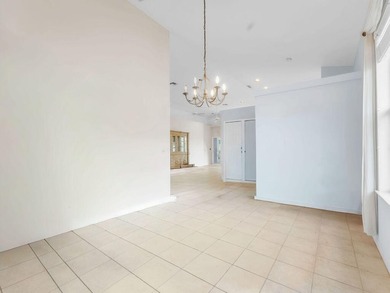 This beautifully maintained 2-bedroom, 2-bath single-story home - photo 20