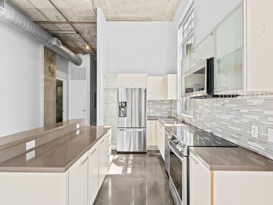 Step into this light filled, loft style studio in the heart of - photo 4
