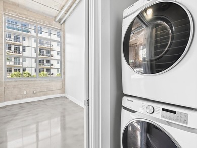 Step into this light filled, loft style studio in the heart of - photo 8