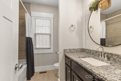 Welcome to luxury living in the prestigious gated community of - photo 33