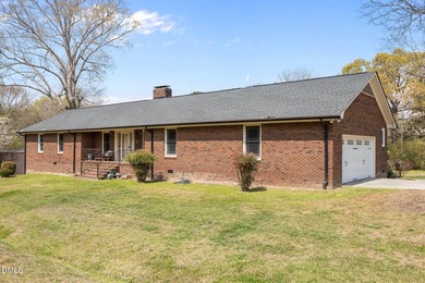 Back on the market due to no fault of the seller! Set on over - photo 2