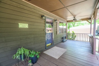 Looking for space, privacy, and room to spread out? This 3 - photo 8